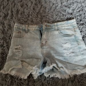 Shorts size 3